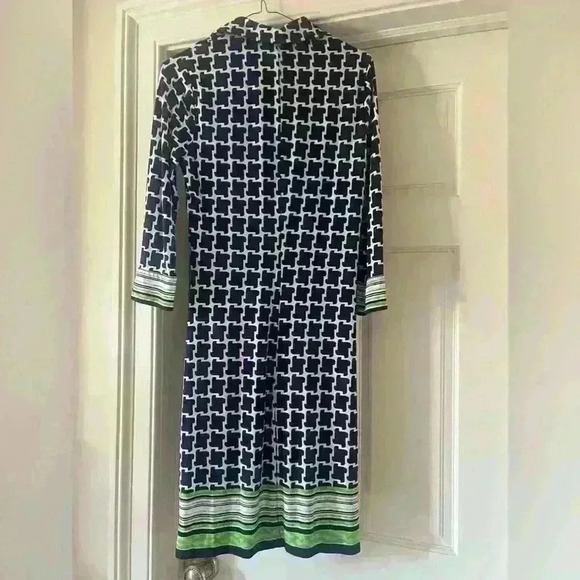 Laundry by Shelli Segal dress Size 4. Exc condition wrinkle free Lightweight - Picture 7 of 11